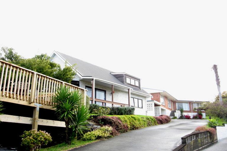 Photo of property in 2/8 Walter Macdonald Street, Howick, Auckland, 2014