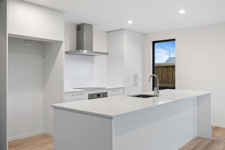 Photo of property in 11 Henshaw Street, Woodend, 7610