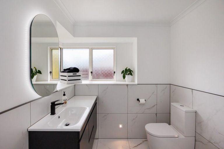 Photo of property in 10 Sandstrom Grove, Feilding, 4702