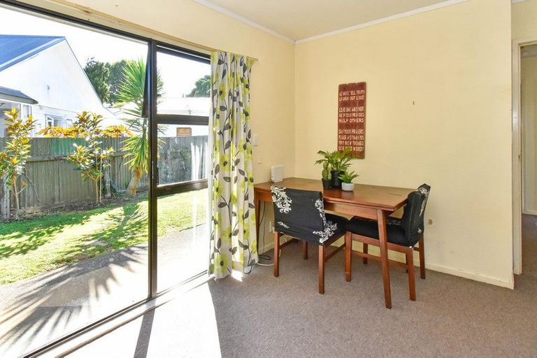 Photo of property in 3/22 Great South Road, Papakura, 2110