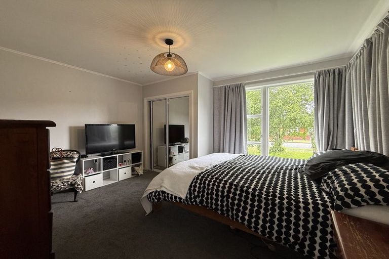 Photo of property in 12 Argyle Grove, Trentham, Upper Hutt, 5018