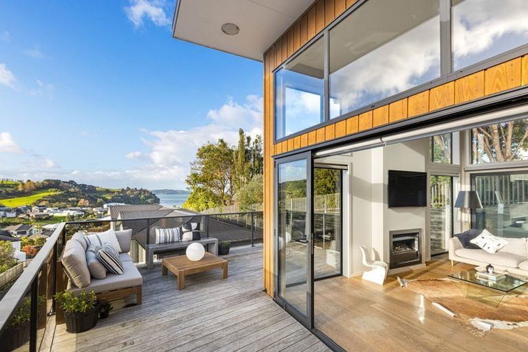 Photo of property in 21 Ariel Place, Snells Beach, 0920