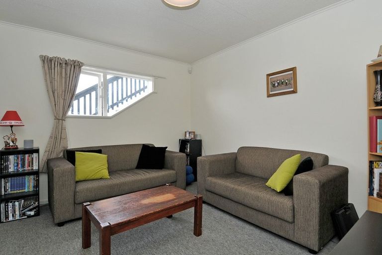 Photo of property in 84 Mitchell Street, Brooklyn, Wellington, 6021