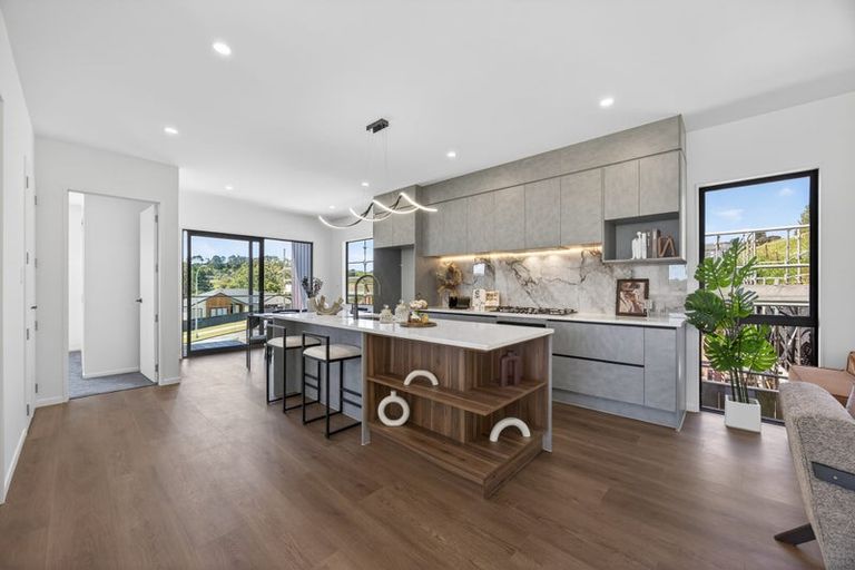 Photo of property in 244e West Hoe Heights, Orewa, 0931