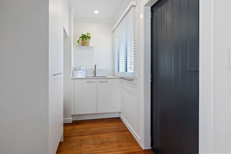 Photo of property in 107b Simpson Road, Papamoa Beach, Papamoa, 3118