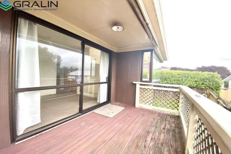 Photo of property in 2/332 West Coast Road, Glen Eden, Auckland, 0602