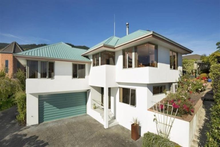 Photo of property in 14 Idesia Grove, Richmond, 7020