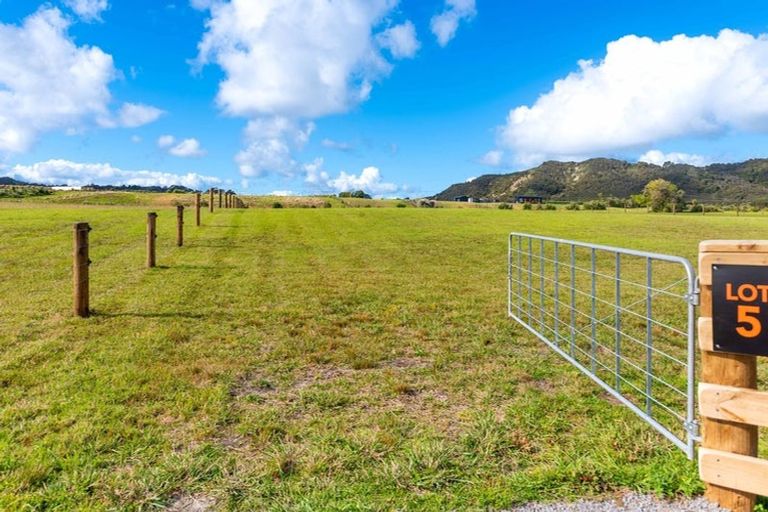 Photo of property in 16 Koutu Point Road, Opononi, Kaikohe, 0473