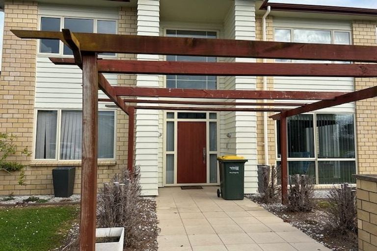 Photo of property in 40 Kestev Drive, Flat Bush, Auckland, 2016