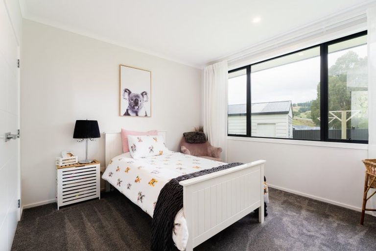 Photo of property in 42 Heathfield Drive, Mosgiel, 9024