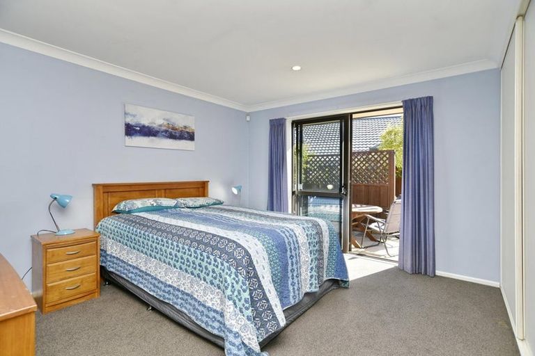 Photo of property in 17 Mounter Avenue, Northwood, Christchurch, 8051