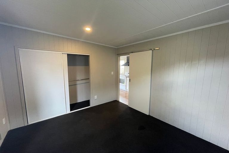 Photo of property in 2 Caserta Place, Clover Park, Auckland, 2023