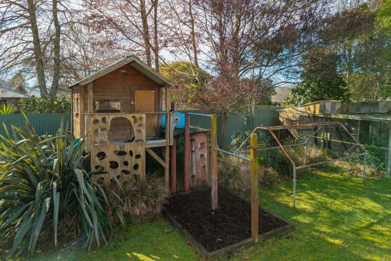 Photo of property in 21 Harcourt Place, Wakefield, 7025