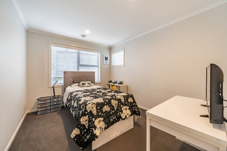 Photo of property in 6 Schooner Drive, Whitby, Porirua, 5024