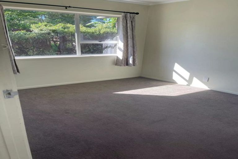 Photo of property in 1/6 Pamela Place, New Lynn, Auckland, 0600