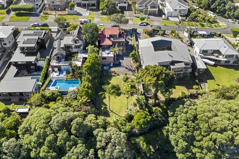 Photo of property in 13 Clifton Road, Browns Bay, Auckland, 0630