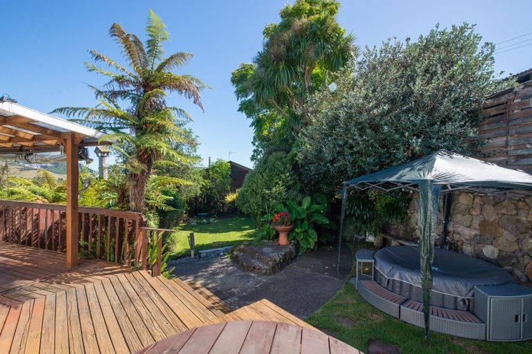 Photo of property in 53 Grand Vue Road, Kawaha Point, Rotorua, 3010