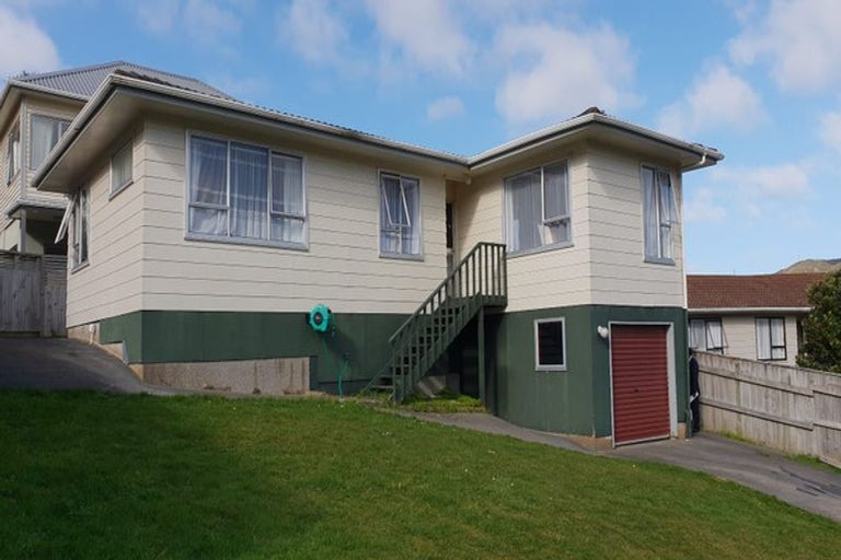 Photo of property in 60 Percy Dyett Drive, Karori, Wellington, 6012