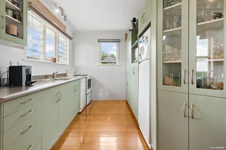 Photo of property in 136 Kitchener Road, Pukekohe, 2120