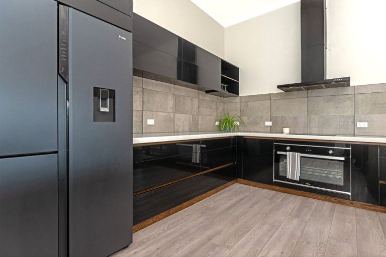 Photo of property in 2 Cobden Street, Gisborne, 4010