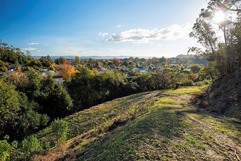 Photo of property in 71 Seddon Crescent, Whataupoko, Gisborne, 4010