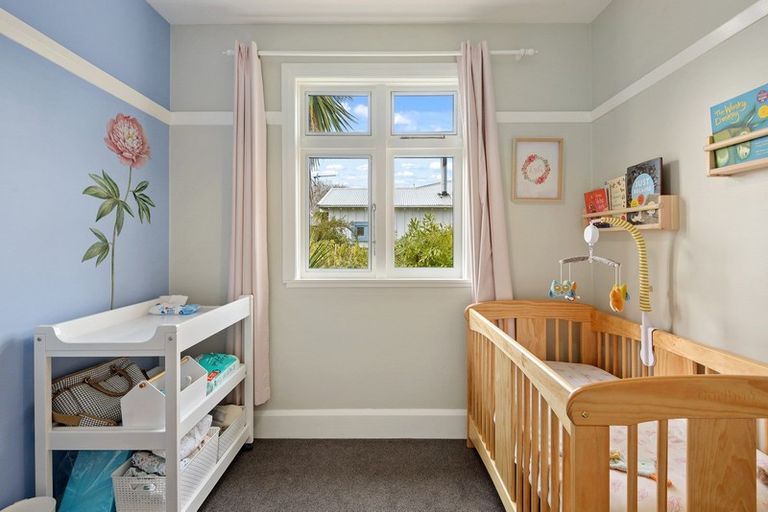 Photo of property in 16 Riverview Street, Beckenham, Christchurch, 8023