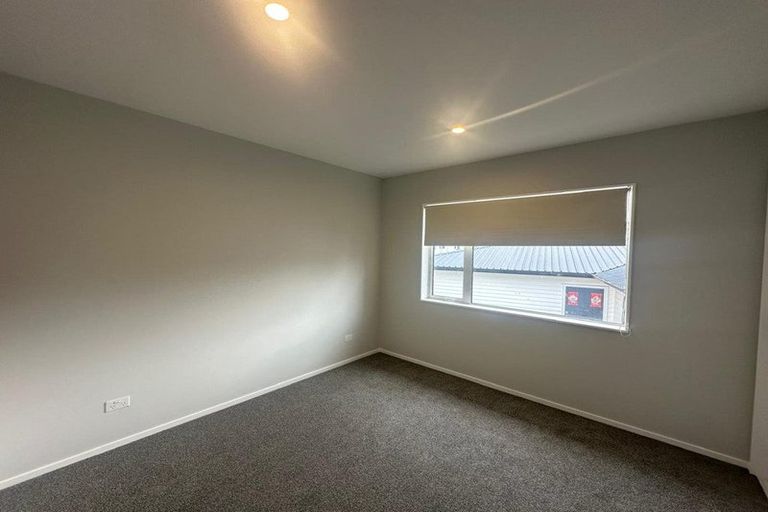 Photo of property in 15 Redwood Drive, Massey, Auckland, 0614