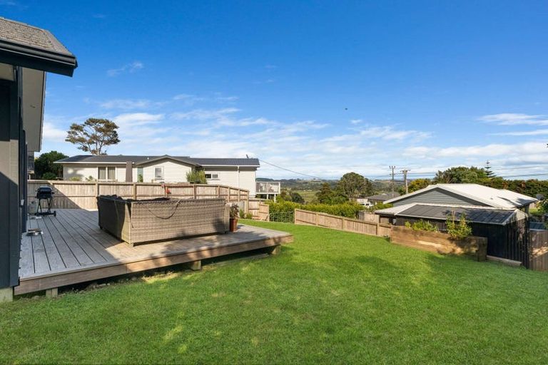 Photo of property in 36a Hand Road, Helensville, 0800