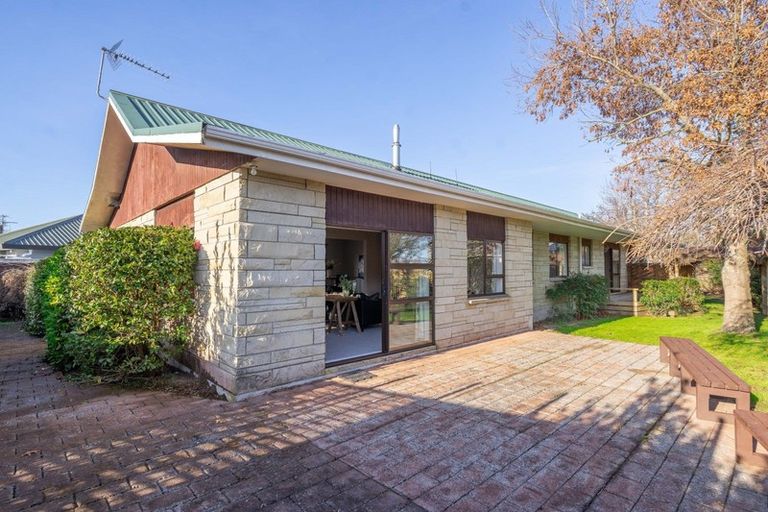 Photo of property in 7 Oak View Place, Greytown, 5712