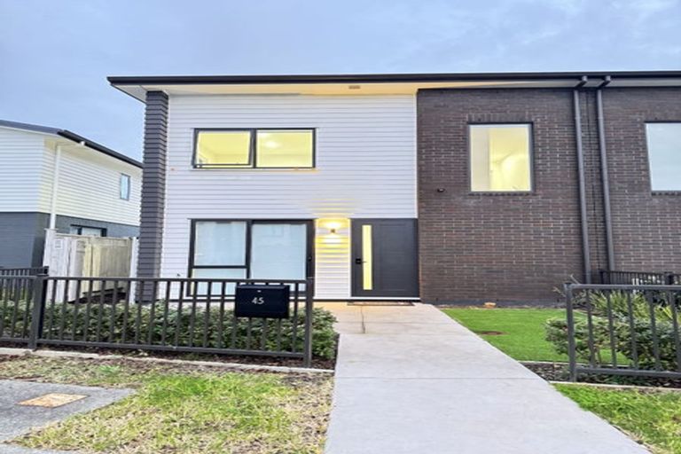 Photo of property in 45 Adlam Lane, Takanini, 2112