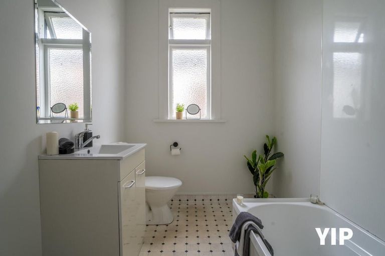 Photo of property in 29 Helston Road, Johnsonville, Wellington, 6037