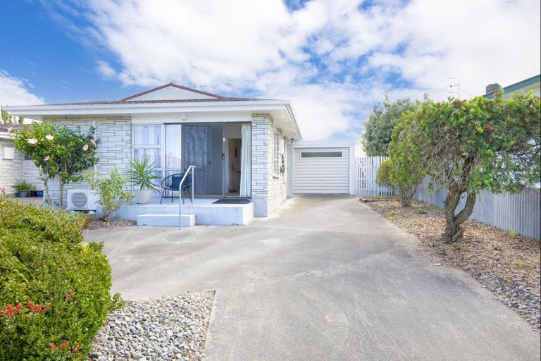Photo of property in 9 Gipps Place, Tamatea, Napier, 4112