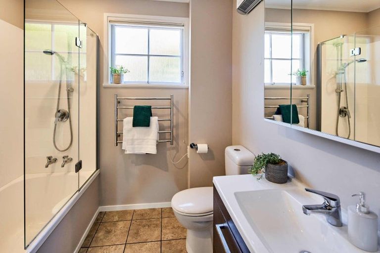 Photo of property in 6 Spinnaker Drive, Whitby, Porirua, 5024