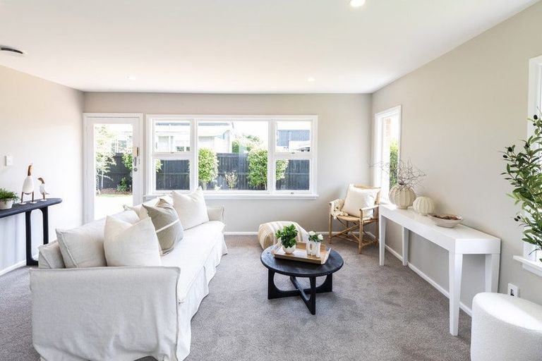 Photo of property in 2/15 Winton Street, St Albans, Christchurch, 8014