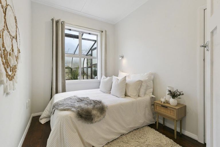 Photo of property in 92 Wexford Road, Miramar, Wellington, 6022