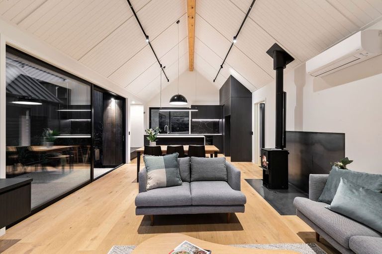 Photo of property in 9 Mckenzies Shute, Jacks Point, Queenstown, 9371