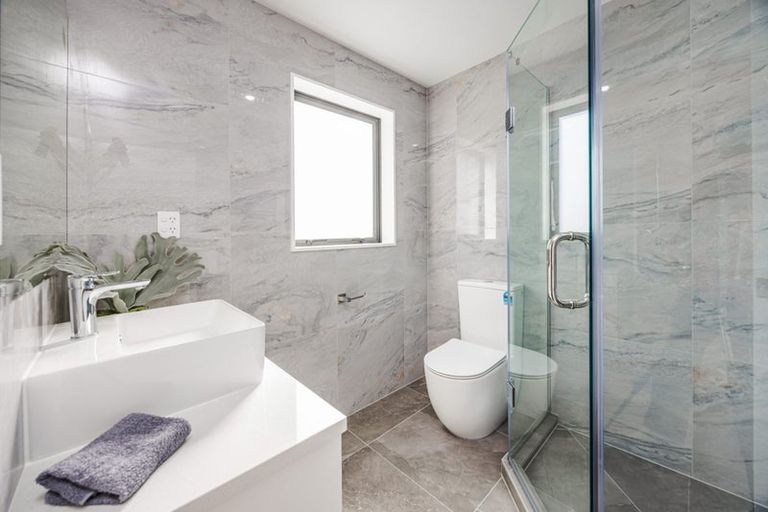 Photo of property in 13d Southview Place, Wattle Downs, Auckland, 2102