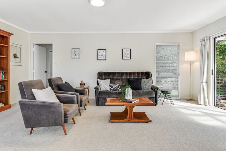 Photo of property in 35 Halyard Close, Flagstaff, Hamilton, 3210