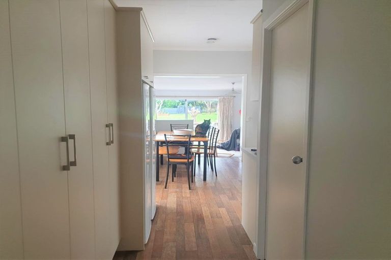 Photo of property in 105 Brooklands Road, Brooklands, New Plymouth, 4310