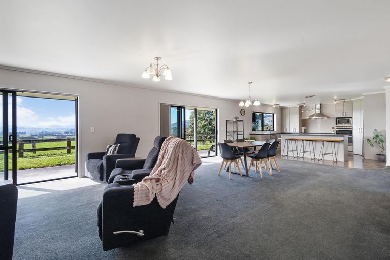 Photo of property in 196 Happy Valley Road, Wharepuhunga, Te Awamutu, 3873