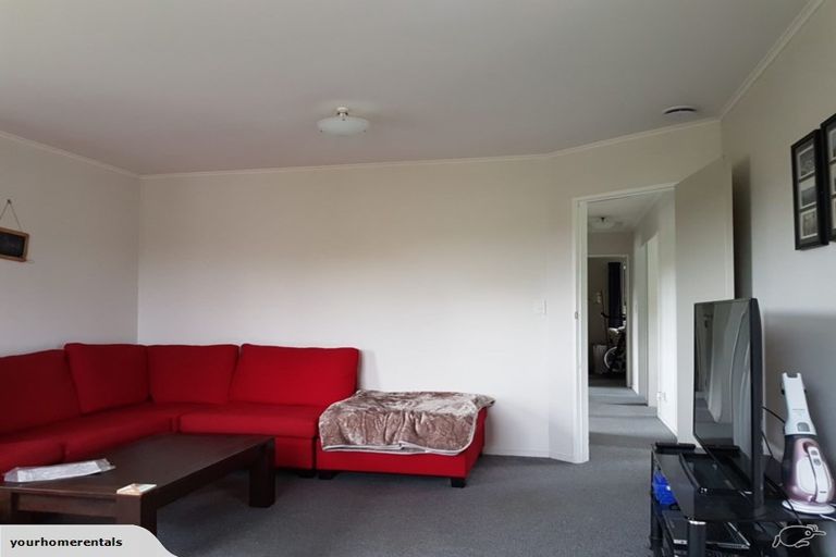 Photo of property in 19 Staithes Drive North, Whitby, Porirua, 5024