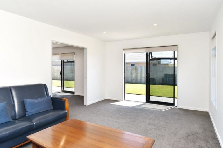 Photo of property in 123 Rannoch Drive, Broomfield, Christchurch, 8042