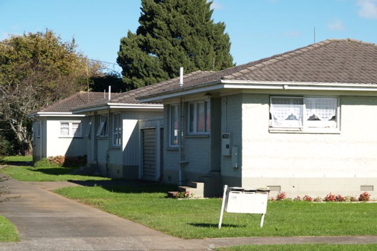 Photo of property in 1/44 Vine Street, Mangere East, Auckland, 2024
