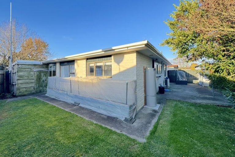 Photo of property in 6 Bethel Court, Milson, Palmerston North, 4414
