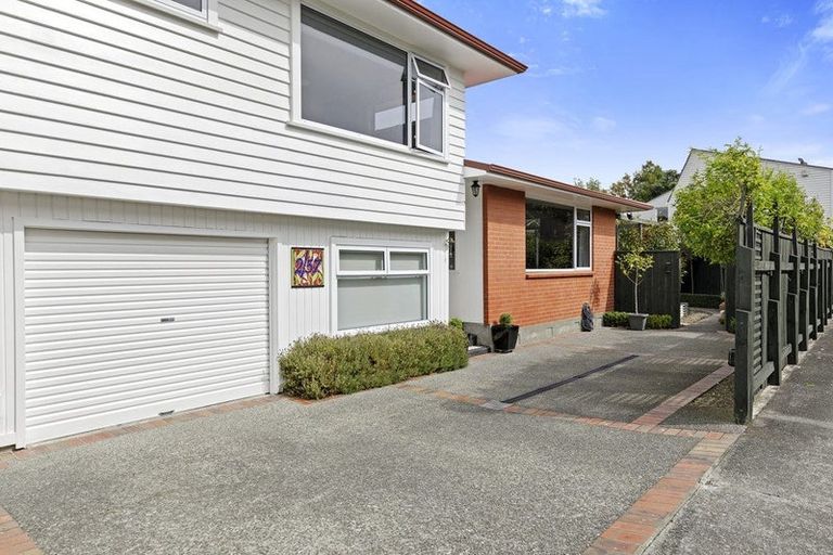 Photo of property in 2/57 Hautana Street, Woburn, Lower Hutt, 5010