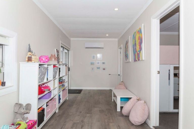 Photo of property in 349 High Street, Dannevirke, 4930