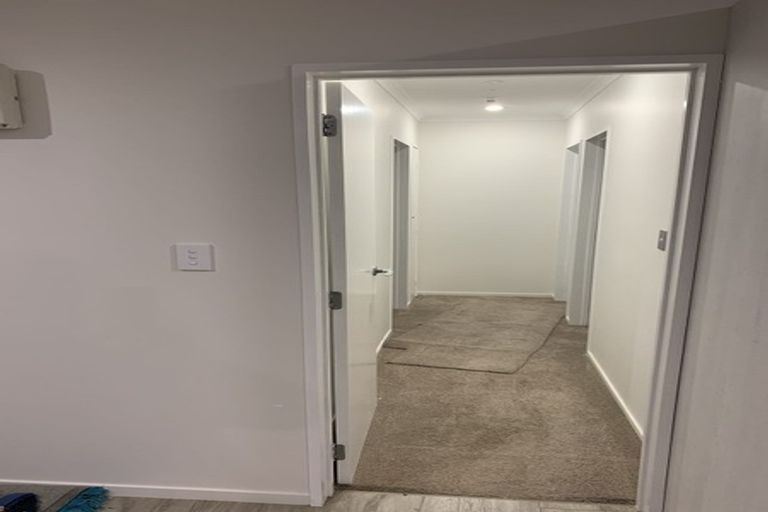 Photo of property in 45 Makora Road, Massey, Auckland, 0614