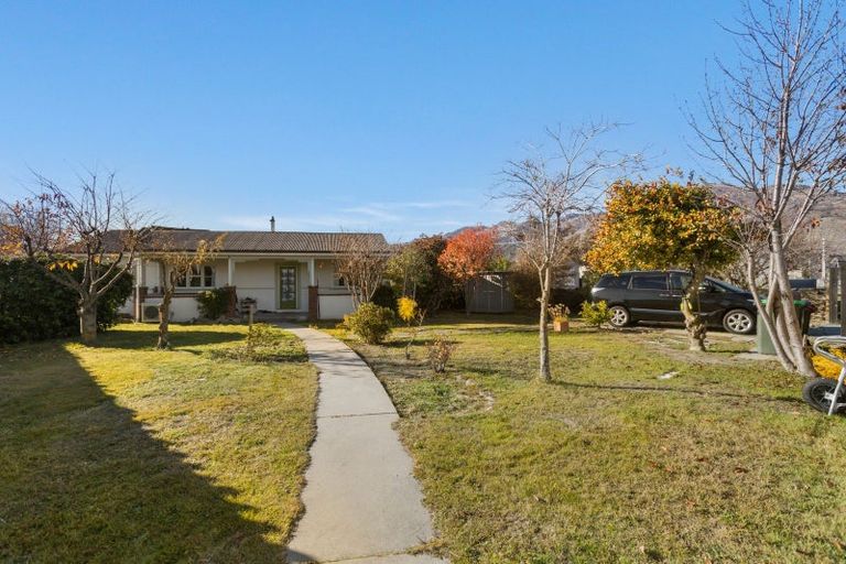 Photo of property in 25 Donegal Street, Cromwell, 9310