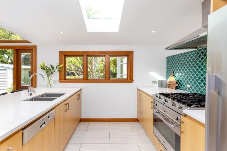 Photo of property in 24 North Parade, Richmond, Christchurch, 8013