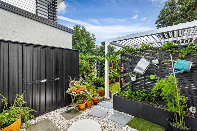 Photo of property in 30 Grey Warbler Road, Hobsonville, Auckland, 0616